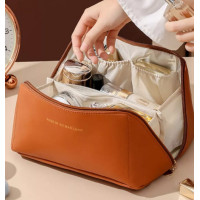 Вместительная дорожная косметичка - Make Up Bag 